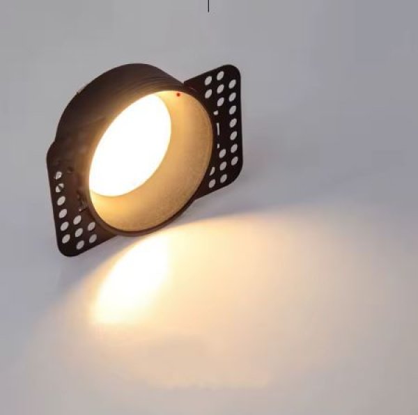 Trimless LED spotica okrugla sa krilcima fi120*H57 GU10 IP44 