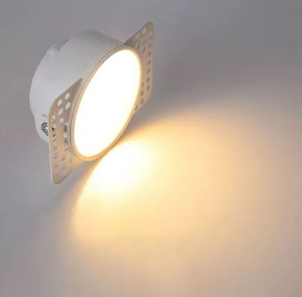 Trimless LED spotica okrugla sa krilcima fi120*H57 GU10 IP44 