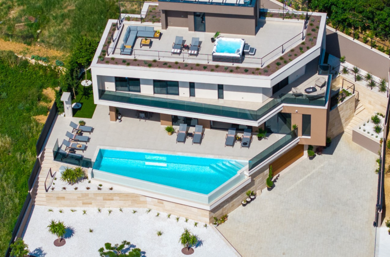 Villa Allure