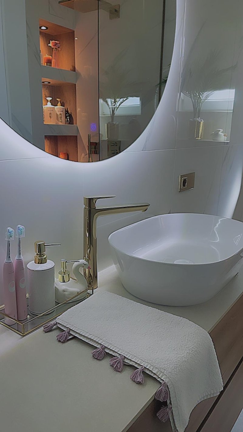 Beauty salon N 